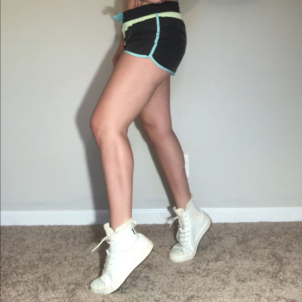 “Counter Climate” all white, leather Converse